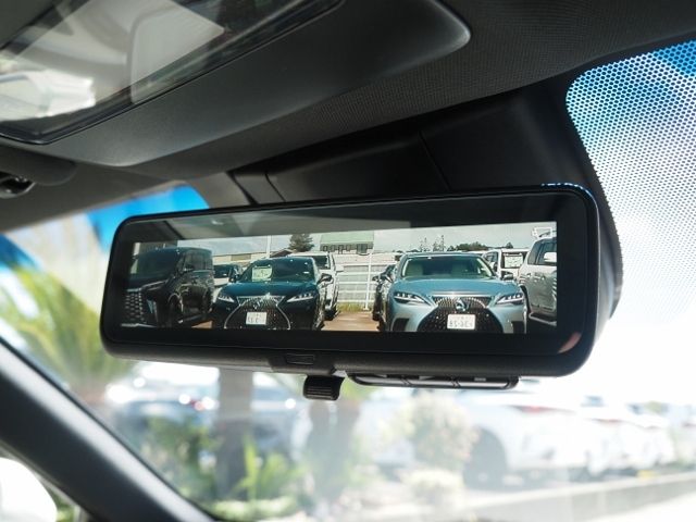 TOYOTA CROWN SEDAN HYBRID 2021 Image 31