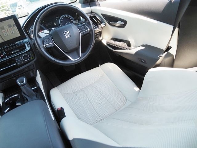 TOYOTA CROWN SEDAN HYBRID 2021 Image 31