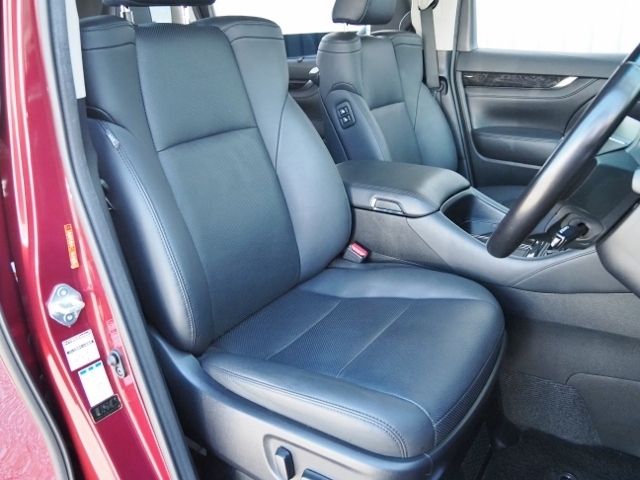 TOYOTA ALPHARD HYBRID 4WD 2020 Image 31