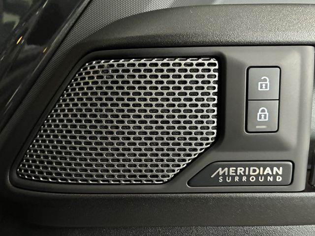 ROVER DEFENDER 2024 Image 31