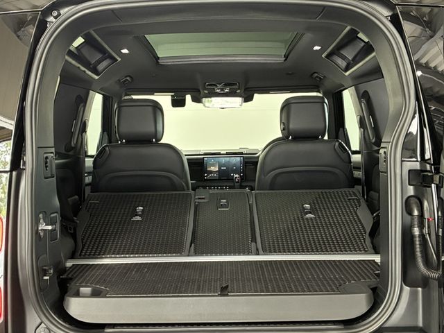 ROVER DEFENDER 2024 Image 31