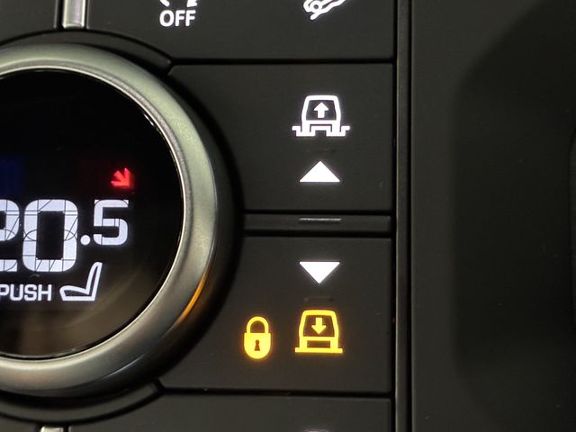 ROVER DEFENDER 2024 Image 31