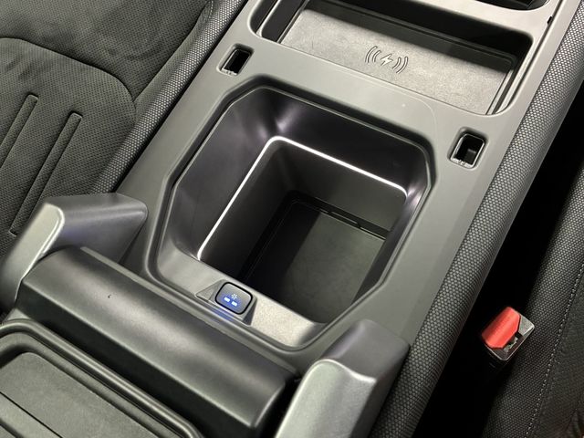 ROVER DEFENDER 2024 Image 31