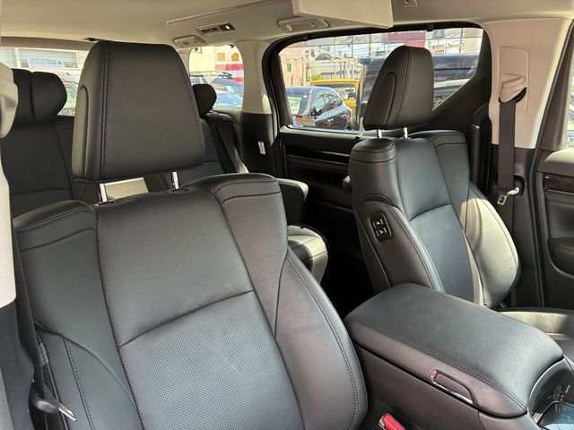 TOYOTA VELLFIRE 2019 Image 31