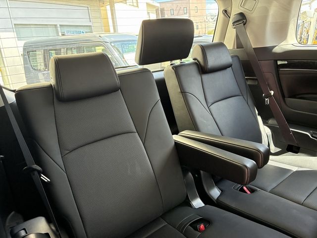 TOYOTA VELLFIRE 2019 Image 31