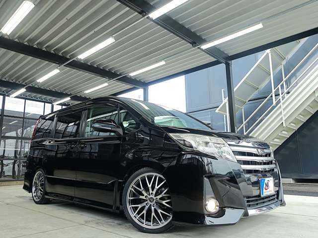 TOYOTA NOAH 2014 Image 31