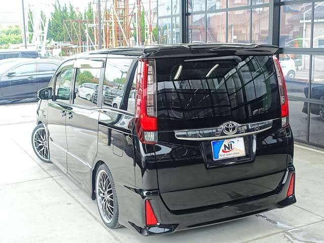 TOYOTA NOAH 2014 Image 31