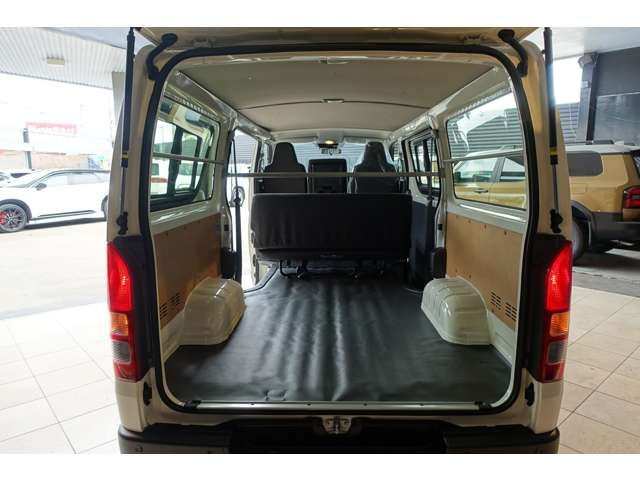 TOYOTA HIACE VAN 1.25T 2WD 2025 Image 31
