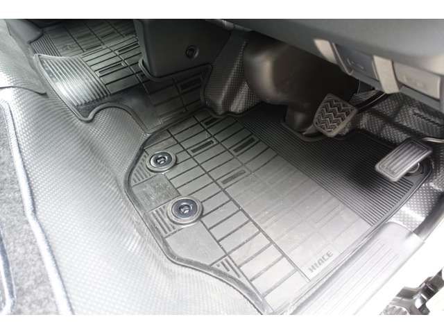 TOYOTA HIACE VAN 1.25T 2WD 2025 Image 31