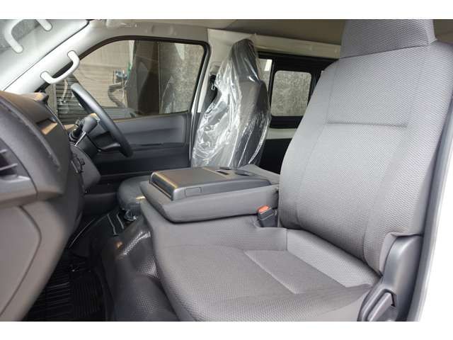 TOYOTA HIACE VAN 1.25T 2WD 2025 Image 31