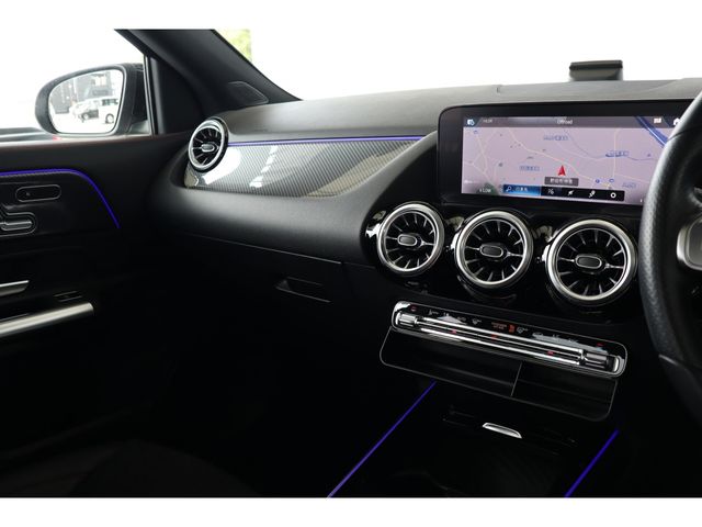 MERCEDES BENZ GLA CL 2023 Image 31