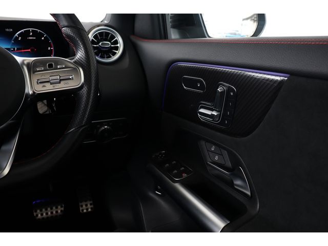 MERCEDES BENZ GLA CL 2023 Image 31