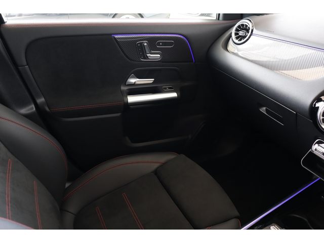 MERCEDES BENZ GLA CL 2023 Image 31