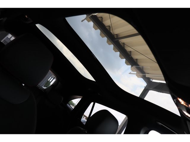 MERCEDES BENZ GLA CL 2023 Image 31