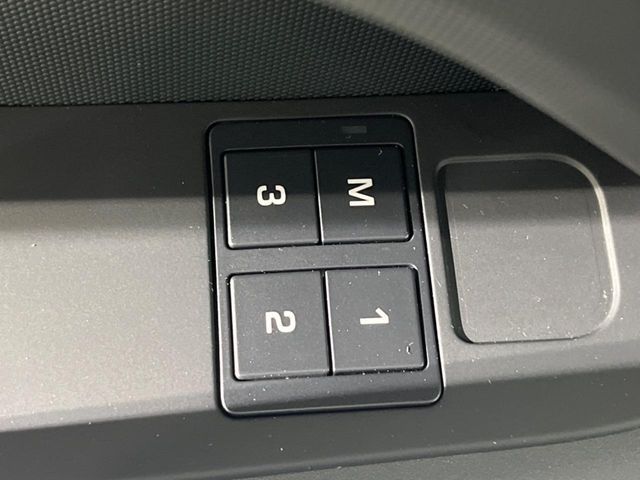 ROVER DEFENDER 2023 Image 31