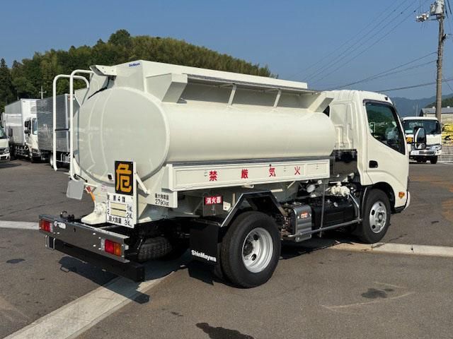 HINO DUTRO 2024 Image 31