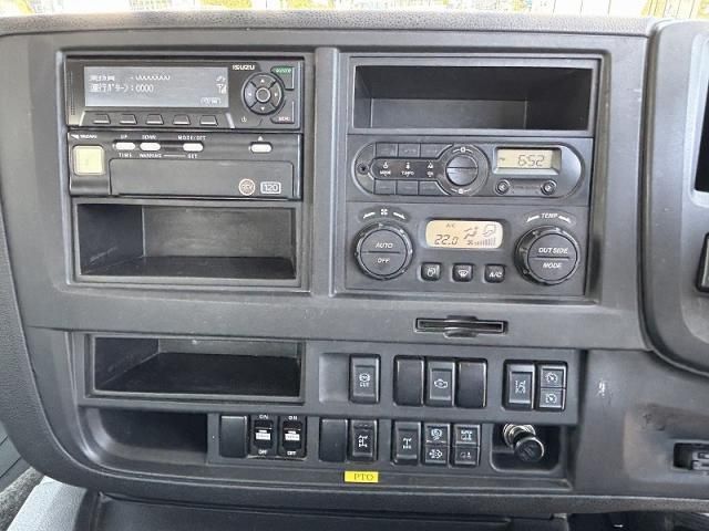 ISUZU GIGA 2017 Image 31