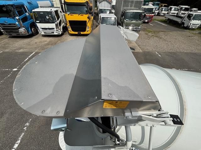 MITSUBISHI FUSOU FIGHTER 2025 Image 31