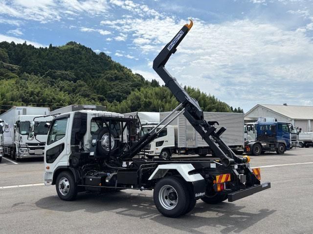 MITSUBISHI FUSOU FIGHTER 2025 Image 31