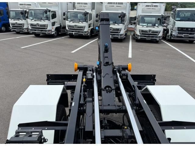 MITSUBISHI FUSOU FIGHTER 2025 Image 31