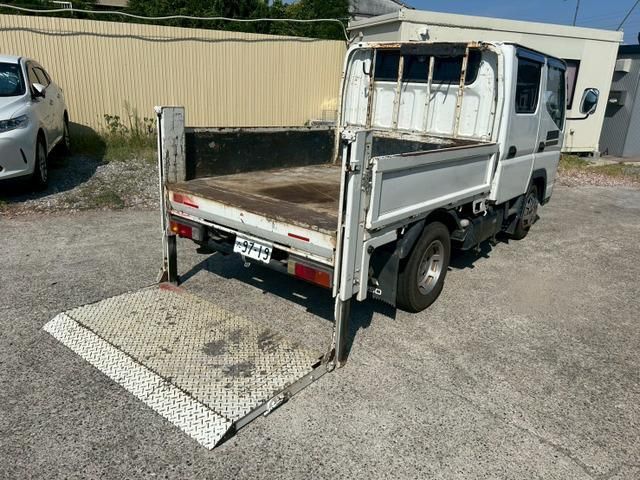 MITSUBISHI CANTER 2018 Image 31