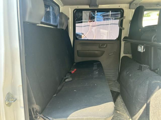 MITSUBISHI CANTER 2018 Image 31