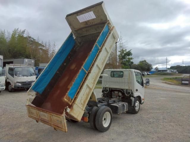 HINO DUTRO 2013 Image 31