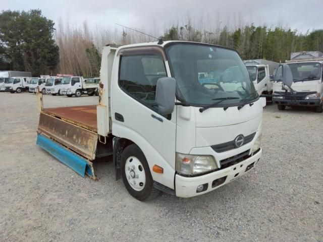 HINO DUTRO 2013 Image 31