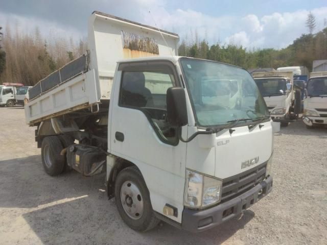 ISUZU ELF 2013 Image 31