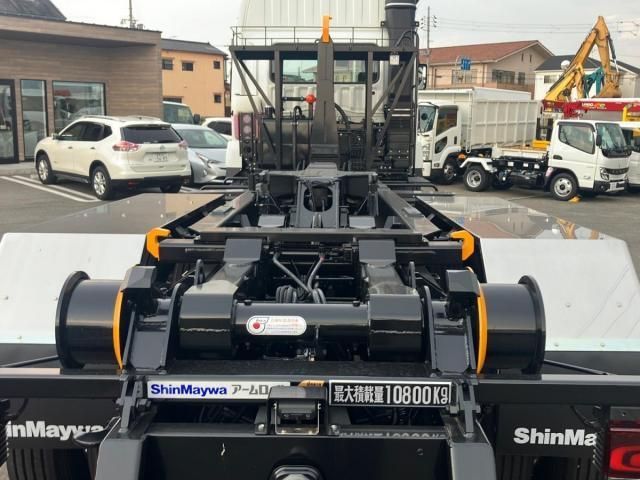 MITSUBISHI FUSOU SUPER GREAT 2025 Image 31