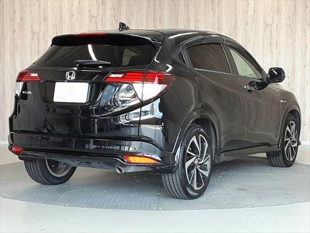 HONDA VEZEL HYBRID 2017 Image 31