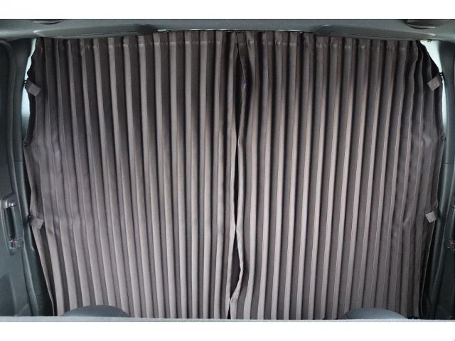 TOYOTA HIACE VAN 4WD 2022 Image 31