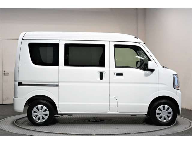 MITSUBISHI MINICAB VAN 2024 Image 31