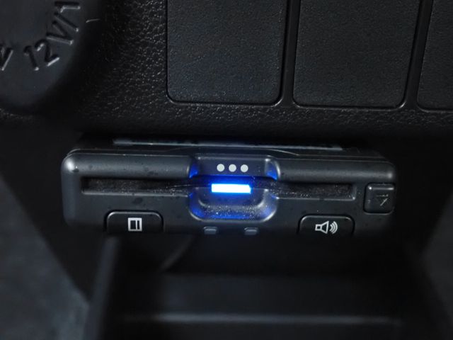 DAIHATSU MIRA E:S 4WD 2023 Image 31