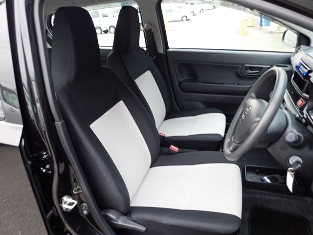 DAIHATSU MIRA E:S 4WD 2023 Image 31