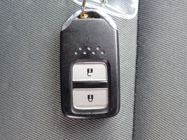 HONDA FIT E:HEV 2020 Image 31