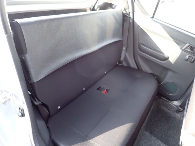 DAIHATSU MIRA E:S 2023 Image 31