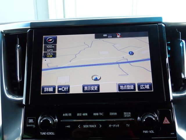 TOYOTA ALPHARD HYBRID 4WD 2018 Image 31