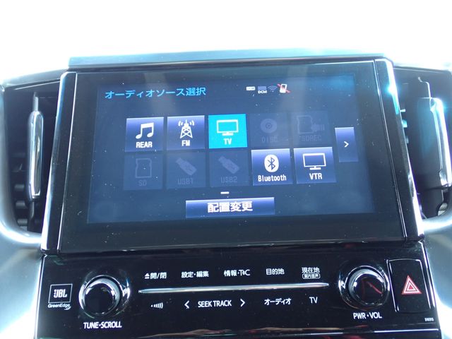 TOYOTA ALPHARD HYBRID 4WD 2018 Image 31