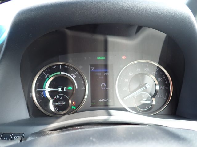 TOYOTA ALPHARD HYBRID 4WD 2018 Image 31