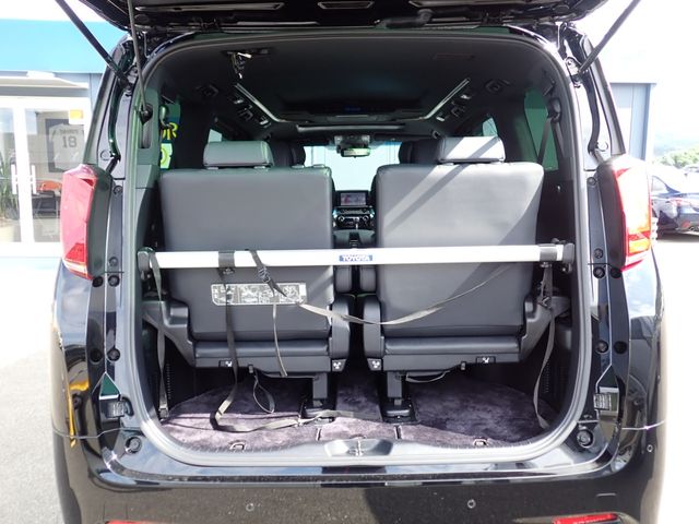 TOYOTA ALPHARD HYBRID 4WD 2018 Image 31