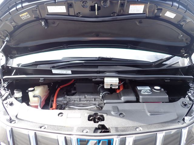 TOYOTA ALPHARD HYBRID 4WD 2018 Image 31