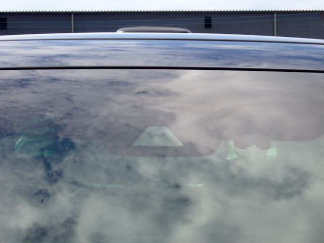 TOYOTA ALPHARD HYBRID 4WD 2018 Image 31