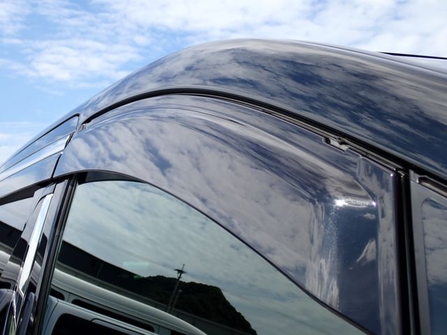 TOYOTA ALPHARD HYBRID 4WD 2018 Image 31