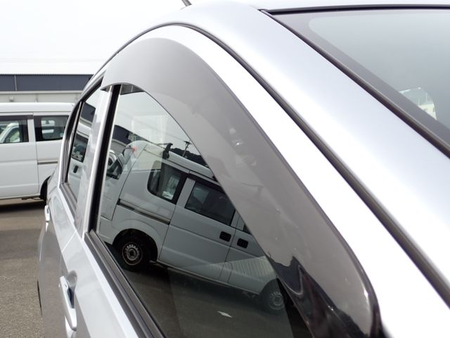 DAIHATSU MIRA E:S 2023 Image 31