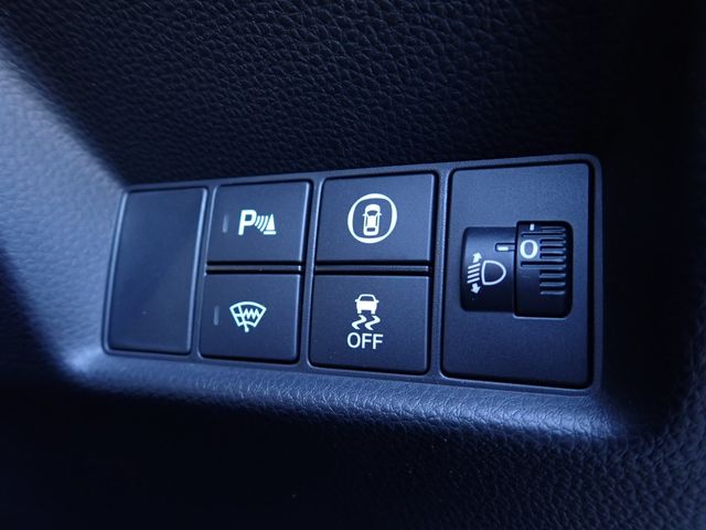 HONDA FIT E:HEV 4WD 2020 Image 31