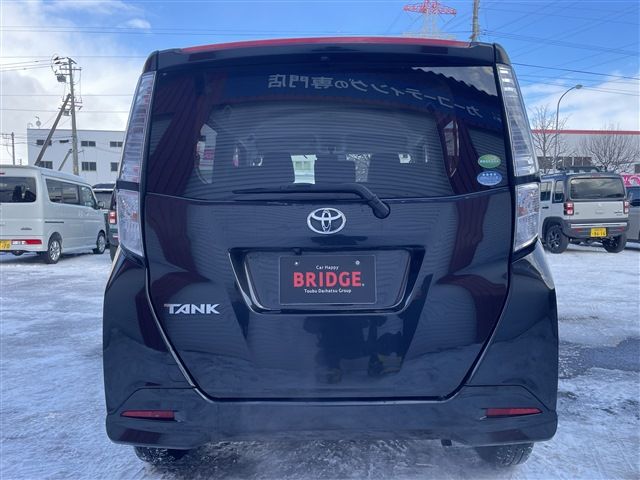 TOYOTA TANK 4WD 2017 Image 31