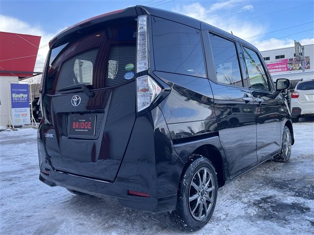 TOYOTA TANK 4WD 2017 Image 31