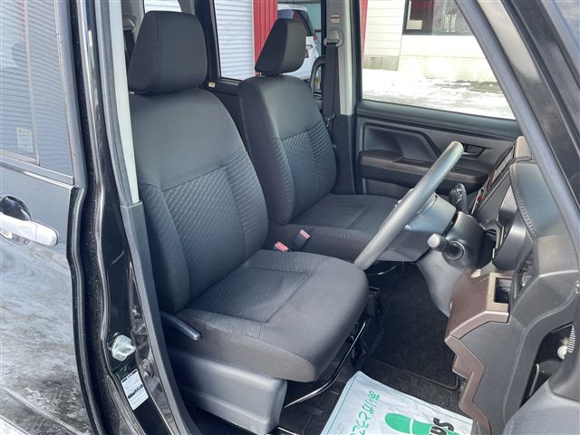 TOYOTA TANK 4WD 2017 Image 31