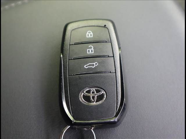 TOYOTA HARRIER 2WD 2020 Image 31